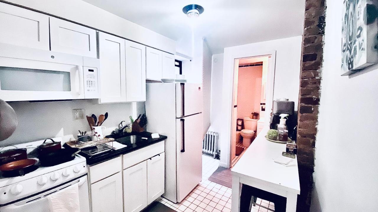 Times Square Manhattan - Private Room In 2 Bedroom Apartment ניו יורק מראה חיצוני תמונה