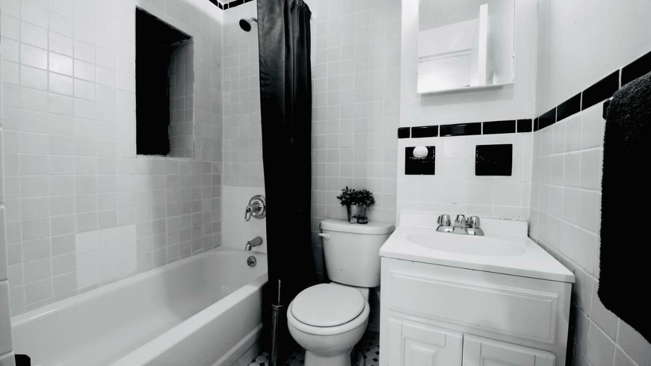 Times Square Manhattan - Private Room In 2 Bedroom Apartment ניו יורק מראה חיצוני תמונה